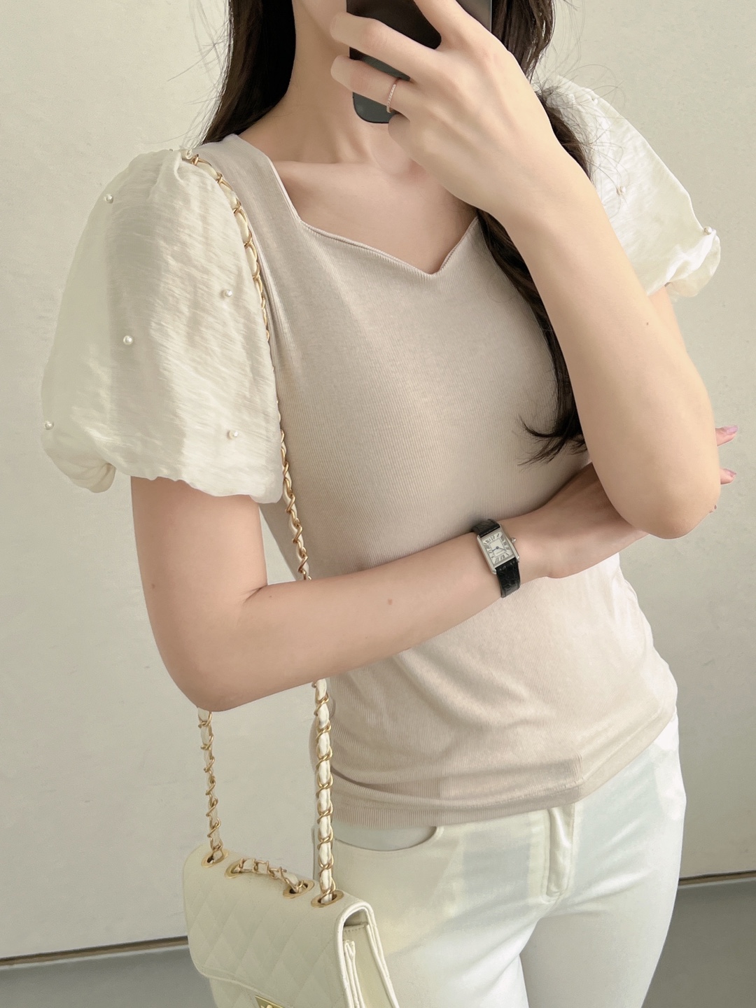 コンビエコパールVネックパール調ボタンベーシックパフスリーブ半袖Tシャツ | 詳細画像3