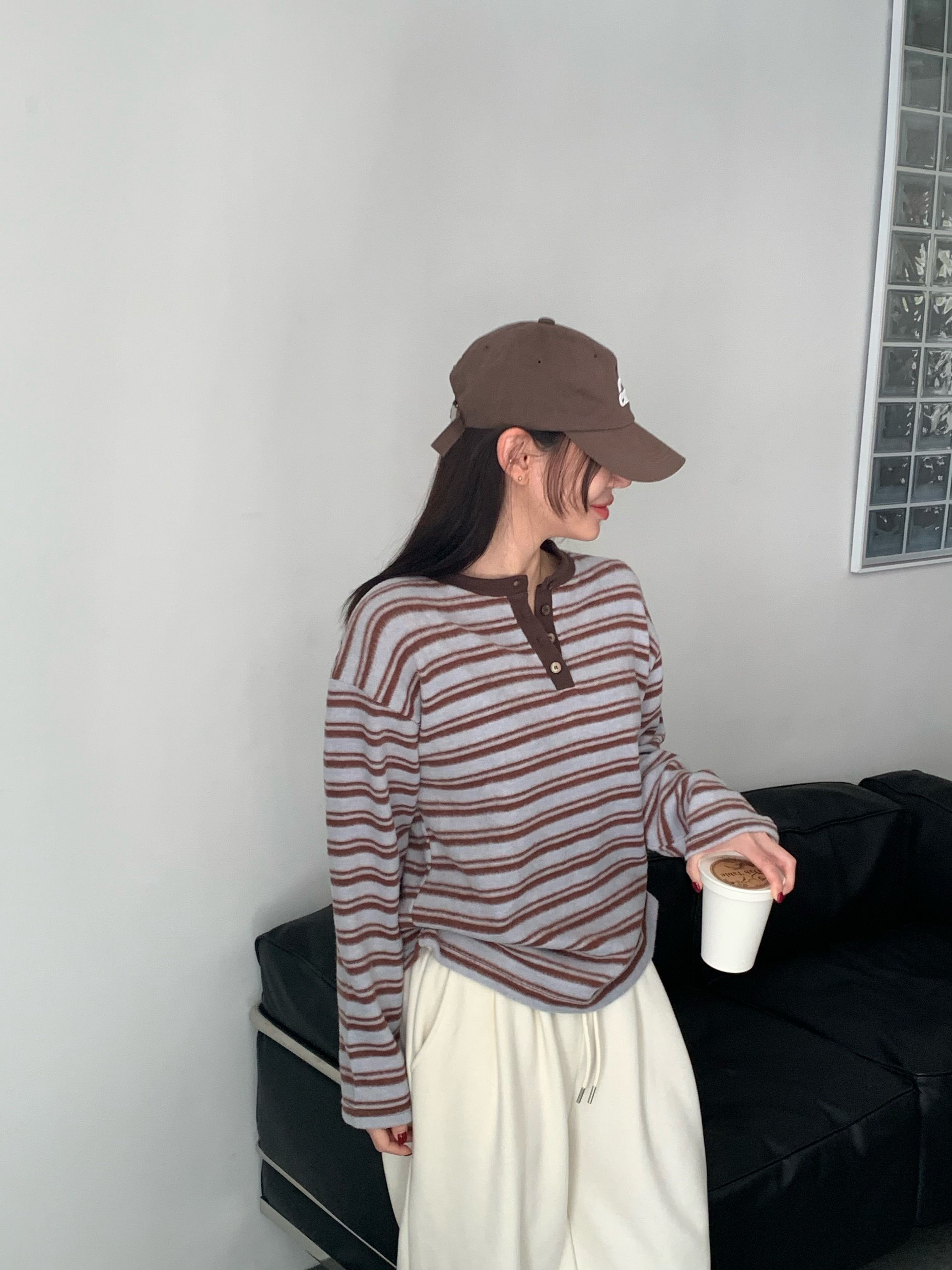 起毛ボタンラウンドネックルーズ長袖ボーダーTシャツ | 詳細画像4