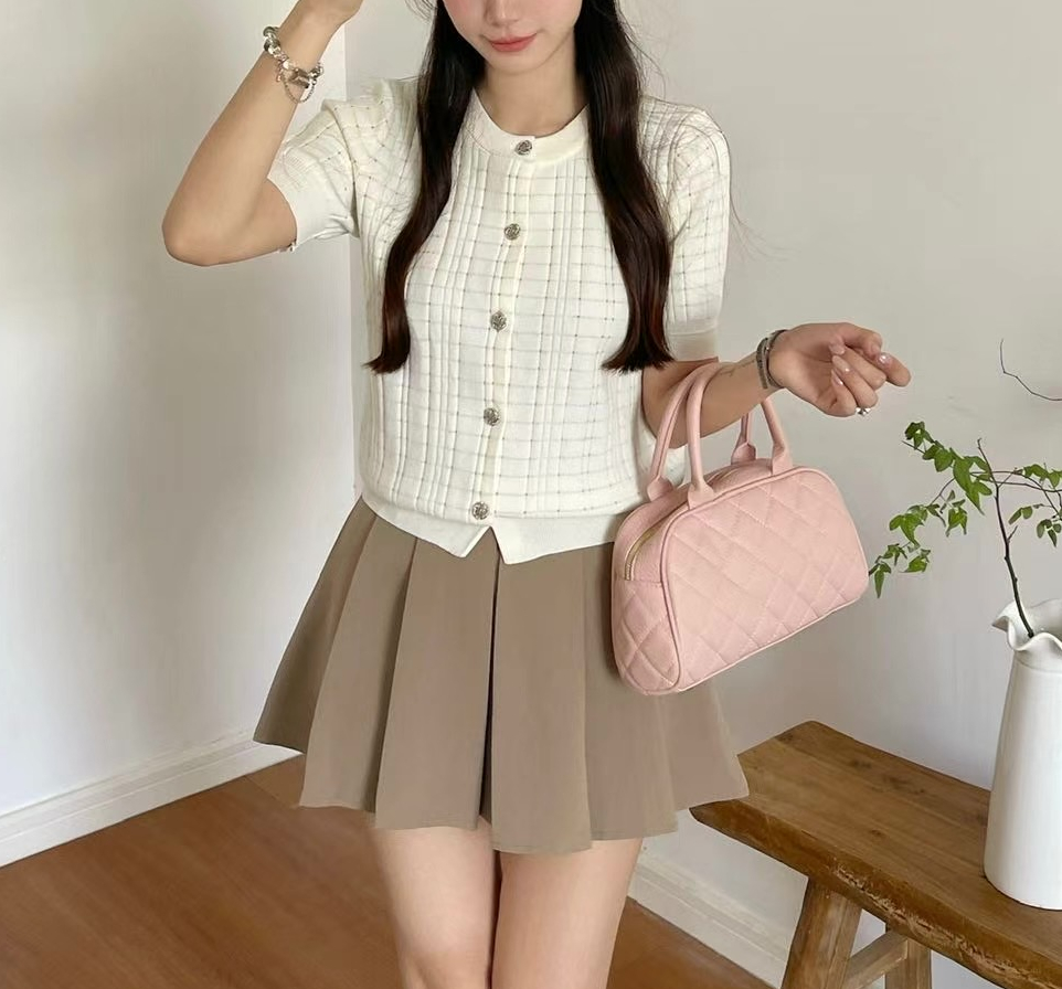 ラウンドネックパンチングパフスリーブ半袖ビジューボタンチェックカーディガン | 詳細画像9