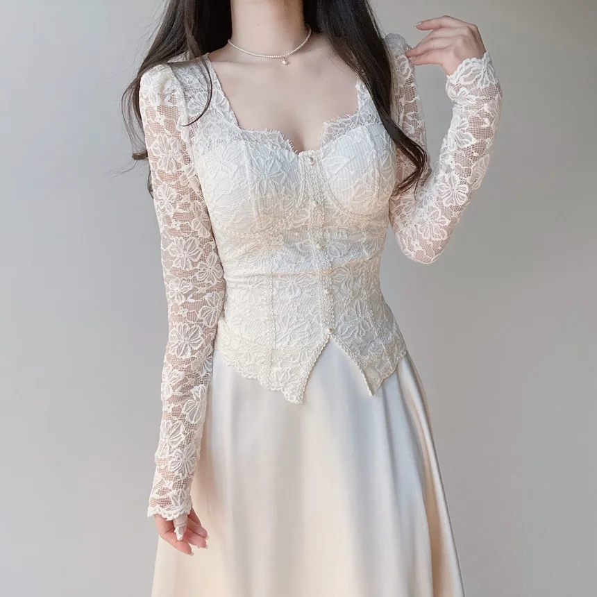 レースフェイクボタン長袖スリム花柄ブラウスカップ付 | mirangmirang | 詳細画像3