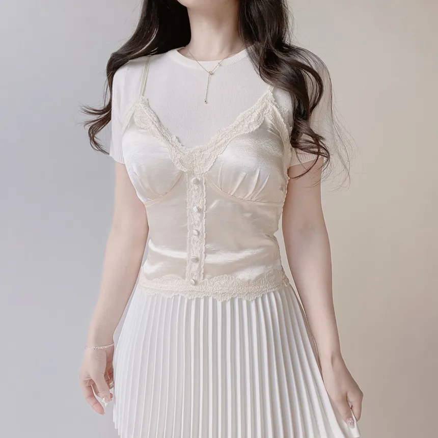 レースシルキーフェイクボタンシャーリングビスチェキャミブラウス | mirangmirang | 詳細画像2