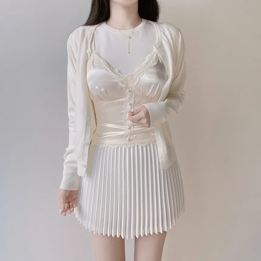 レースシルキーフェイクボタンシャーリングビスチェキャミブラウス | mirangmirang | 詳細画像8