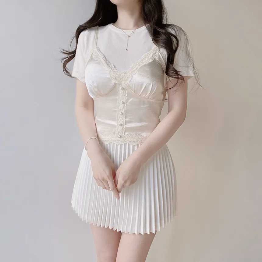 レースシルキーフェイクボタンシャーリングビスチェキャミブラウス | mirangmirang | 詳細画像11