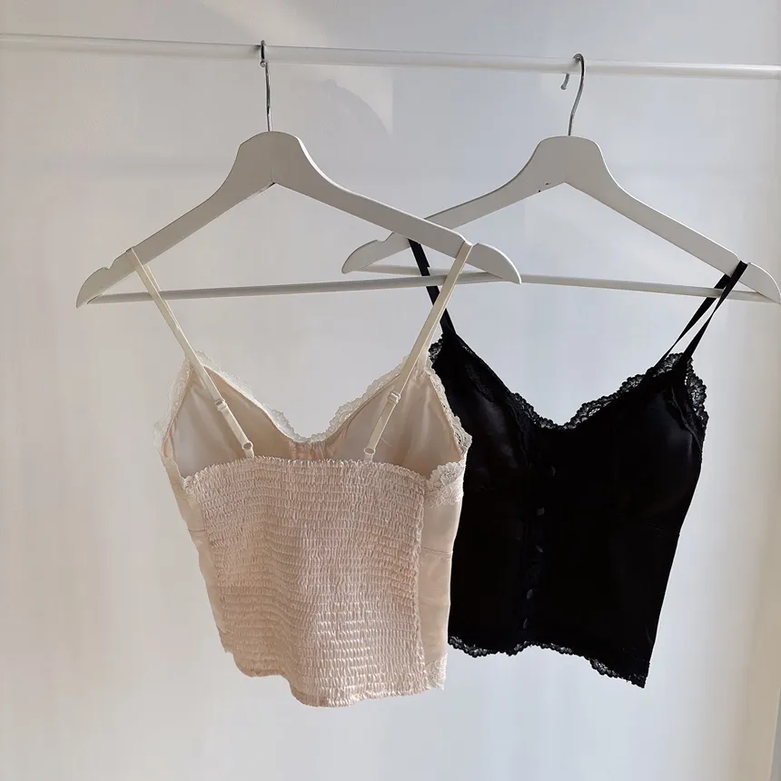 レースシルキーフェイクボタンシャーリングビスチェキャミブラウス | mirangmirang | 詳細画像21