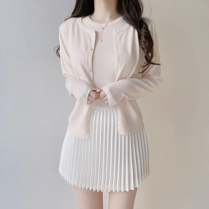 ラウンドネックベーシック半袖無地アンサンブルカーディガンニット | mirangmirang | 詳細画像10