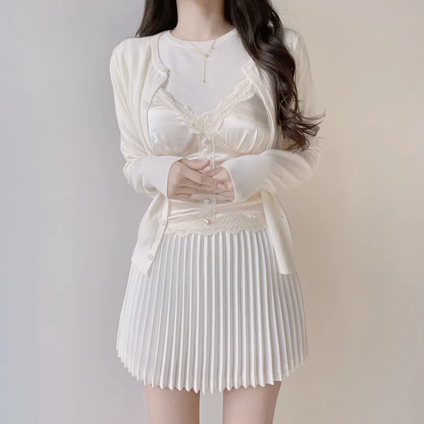 ラウンドネックベーシック半袖無地アンサンブルカーディガンニット | mirangmirang | 詳細画像16