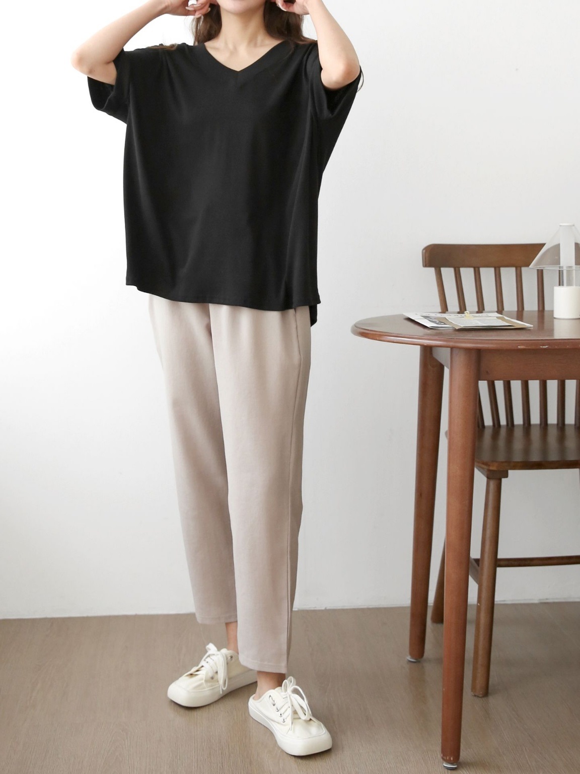 Vネックオーバーサイズルーズ半袖無地Tシャツ | 詳細画像7
