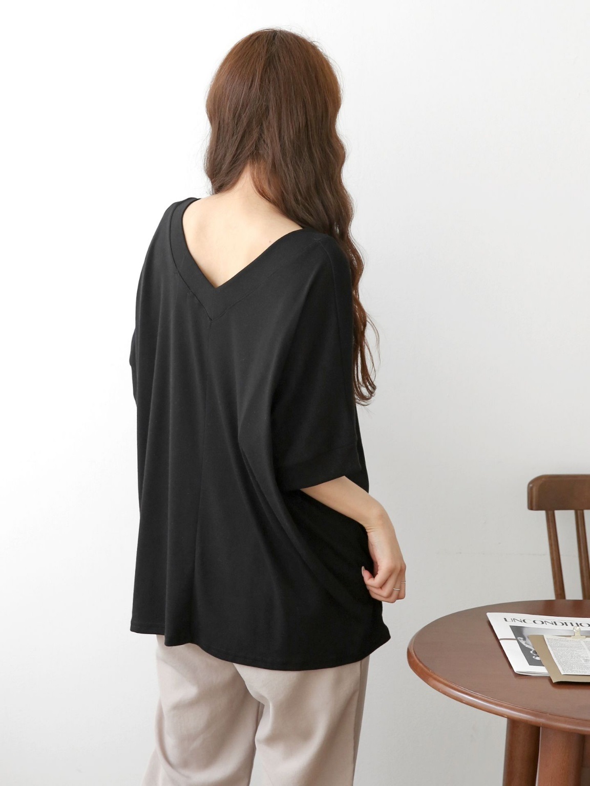 Vネックオーバーサイズルーズ半袖無地Tシャツ | 詳細画像13