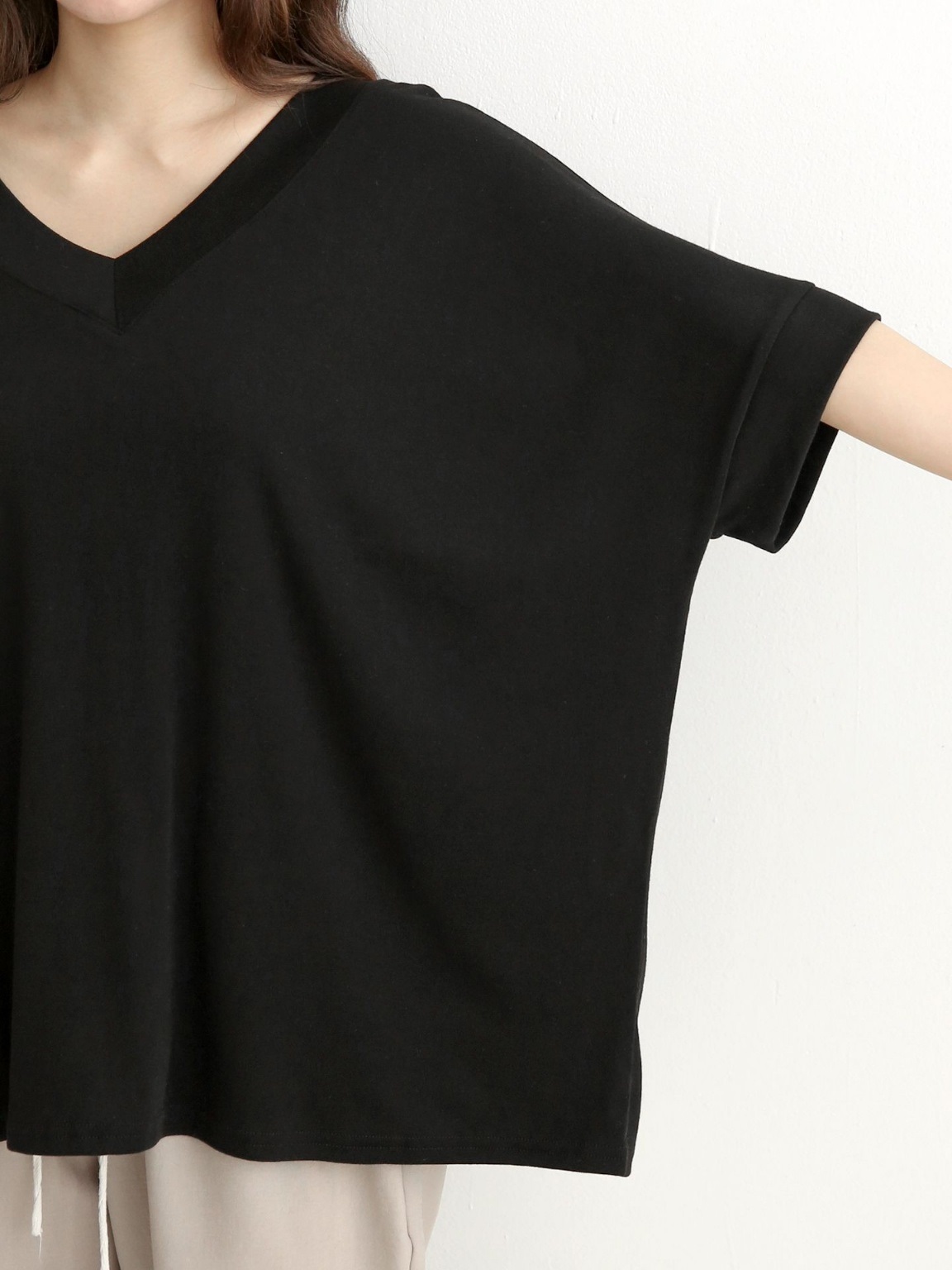 Vネックオーバーサイズルーズ半袖無地Tシャツ | 詳細画像15