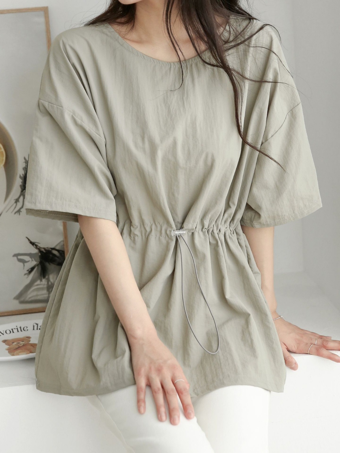 ナイロンシャーリングオーバーサイズドローコード半袖フレアAラインワイドネックハーフドロップショルダー無地Tシャツ | 詳細画像11