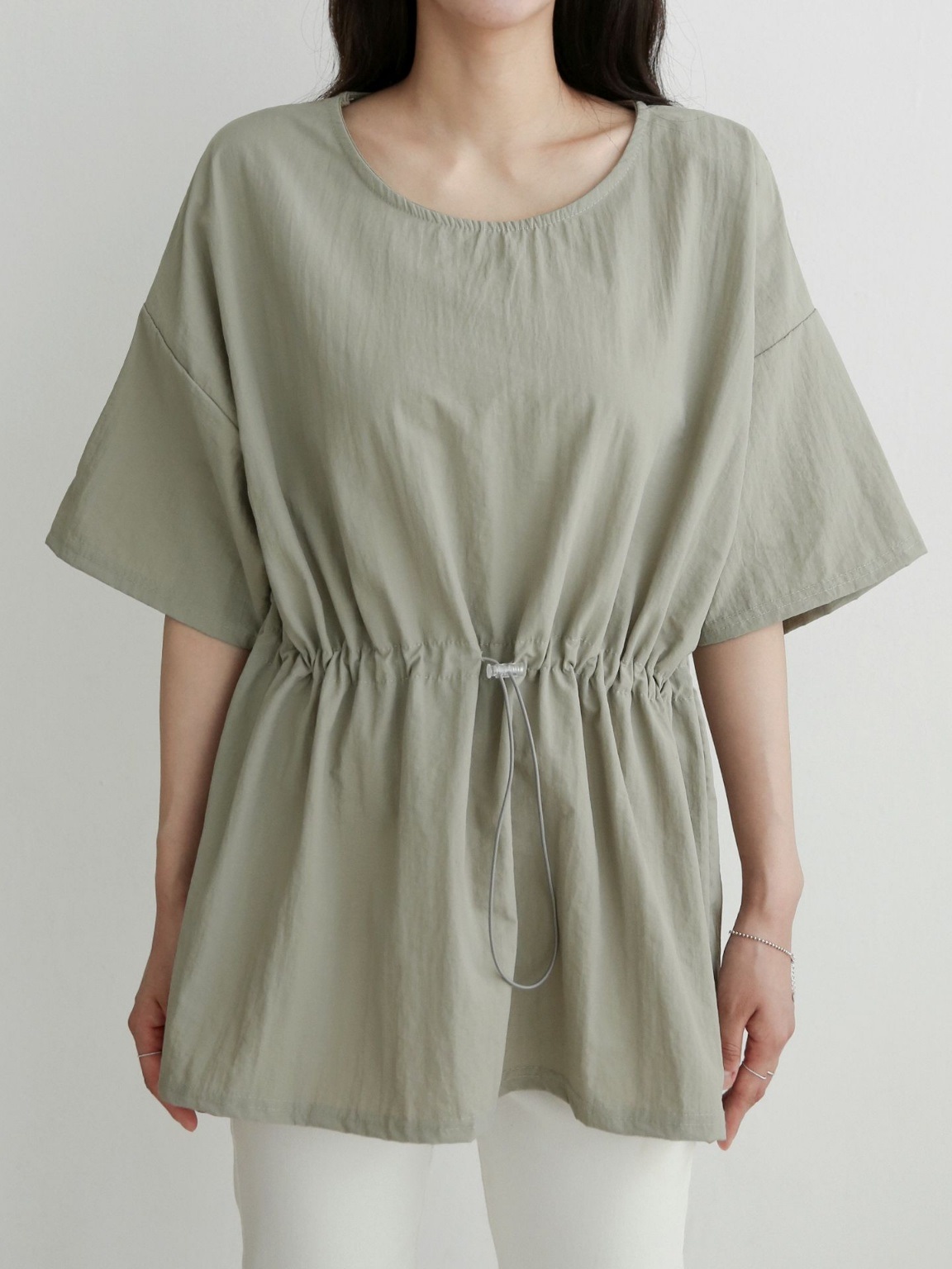 ナイロンシャーリングオーバーサイズドローコード半袖フレアAラインワイドネックハーフドロップショルダー無地Tシャツ | 詳細画像15