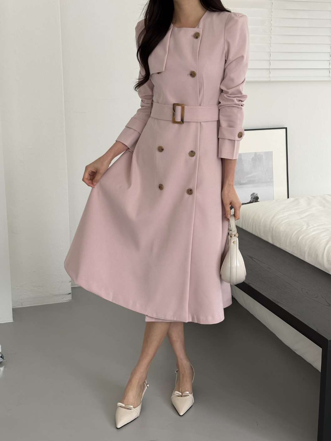 ラウンドネック肩パッドパフスリーブスリムロング長袖フレアAラインボタンスリーブループ無地ワンピースベルト付 | 詳細画像5