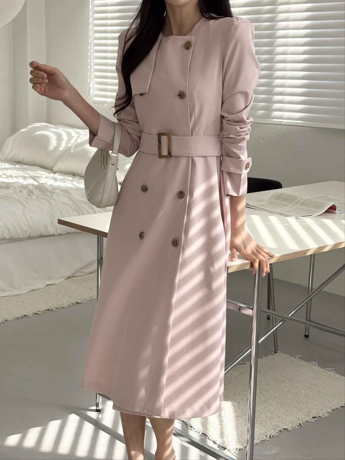 ラウンドネック肩パッドパフスリーブスリムロング長袖フレアAラインボタンスリーブループ無地ワンピースベルト付 | 詳細画像12