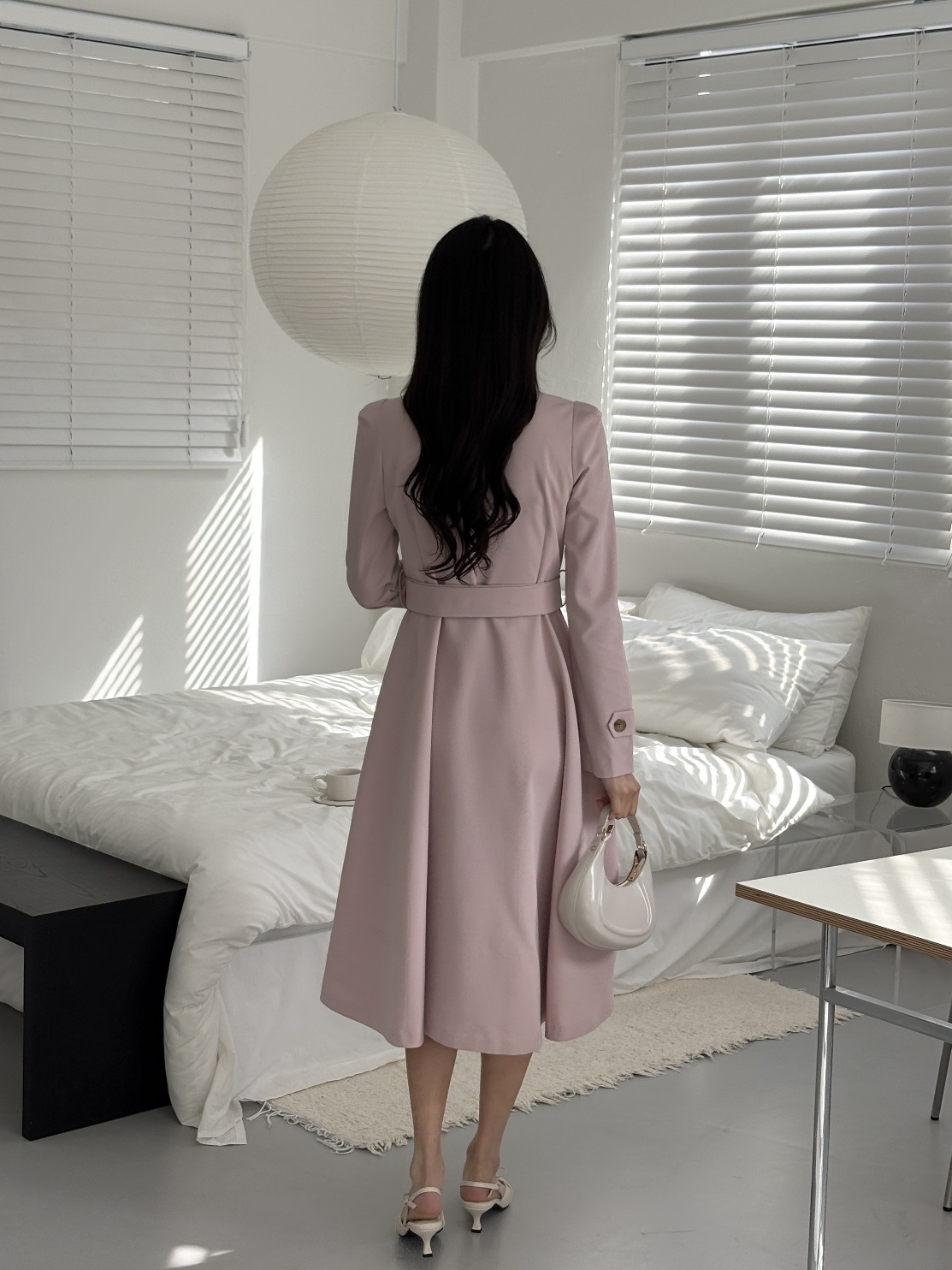 ラウンドネック肩パッドパフスリーブスリムロング長袖フレアAラインボタンスリーブループ無地ワンピースベルト付 | 詳細画像20