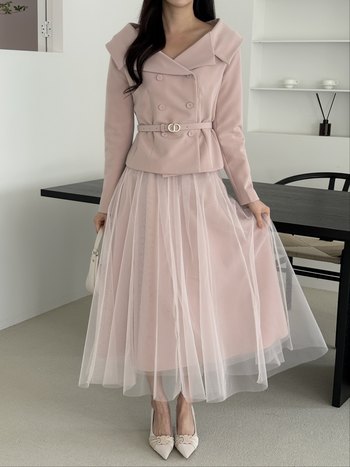 Vネック肩パッドラインショート長袖ワイドネックダブルボタン無地ダブルジャケットベルト付 | 詳細画像16