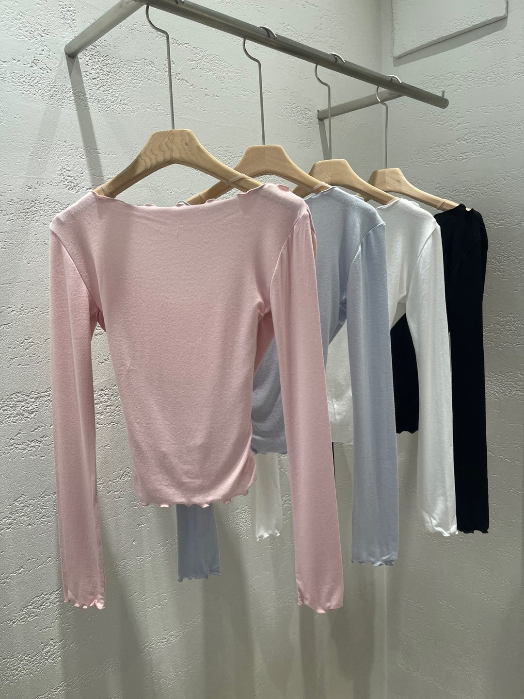 レースコンビシャーリングスリムレイヤード風カシュクールアンバランス長袖ワイドネック無地Tシャツ | 詳細画像23