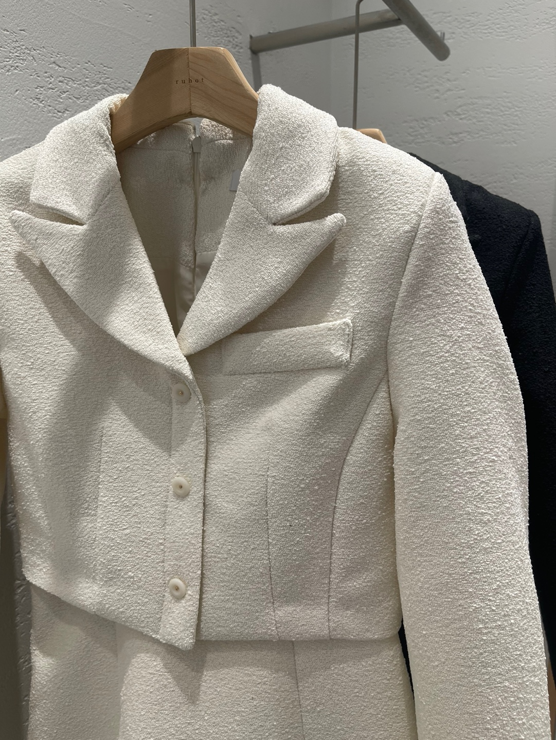 肩パッドオープンカラーライン長袖Aラインミニヒドゥンジッパー無地ワンピース | 詳細画像22