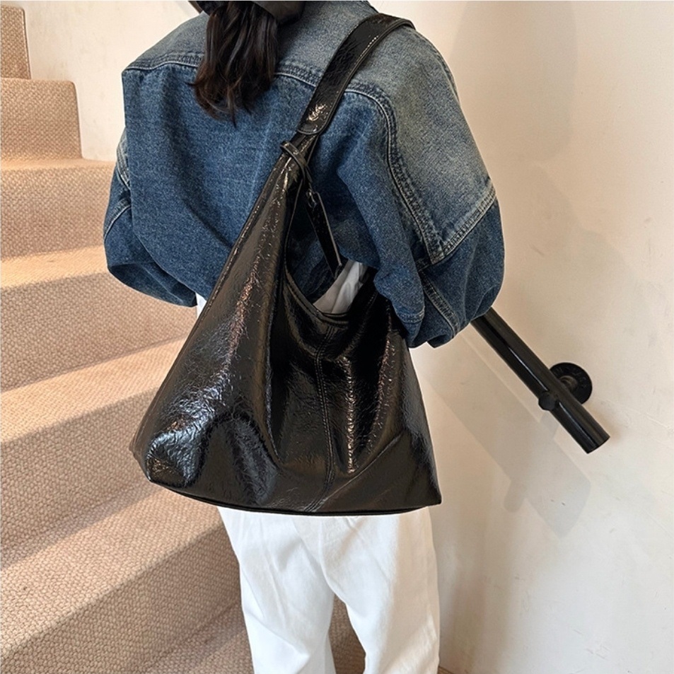 レザー調トートバッグ | 詳細画像8