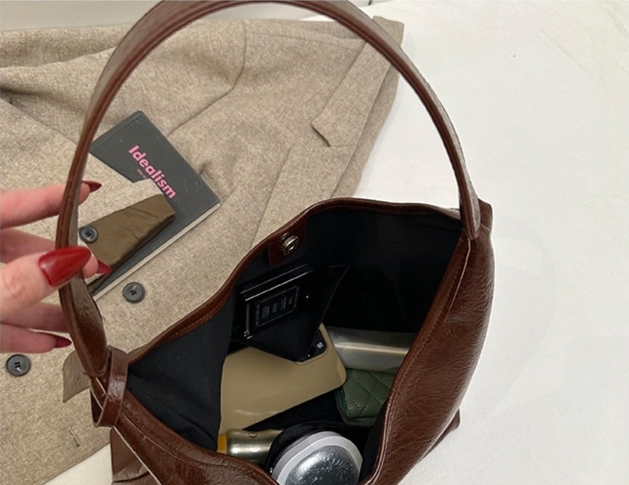 レザー調トートバッグ | 詳細画像13