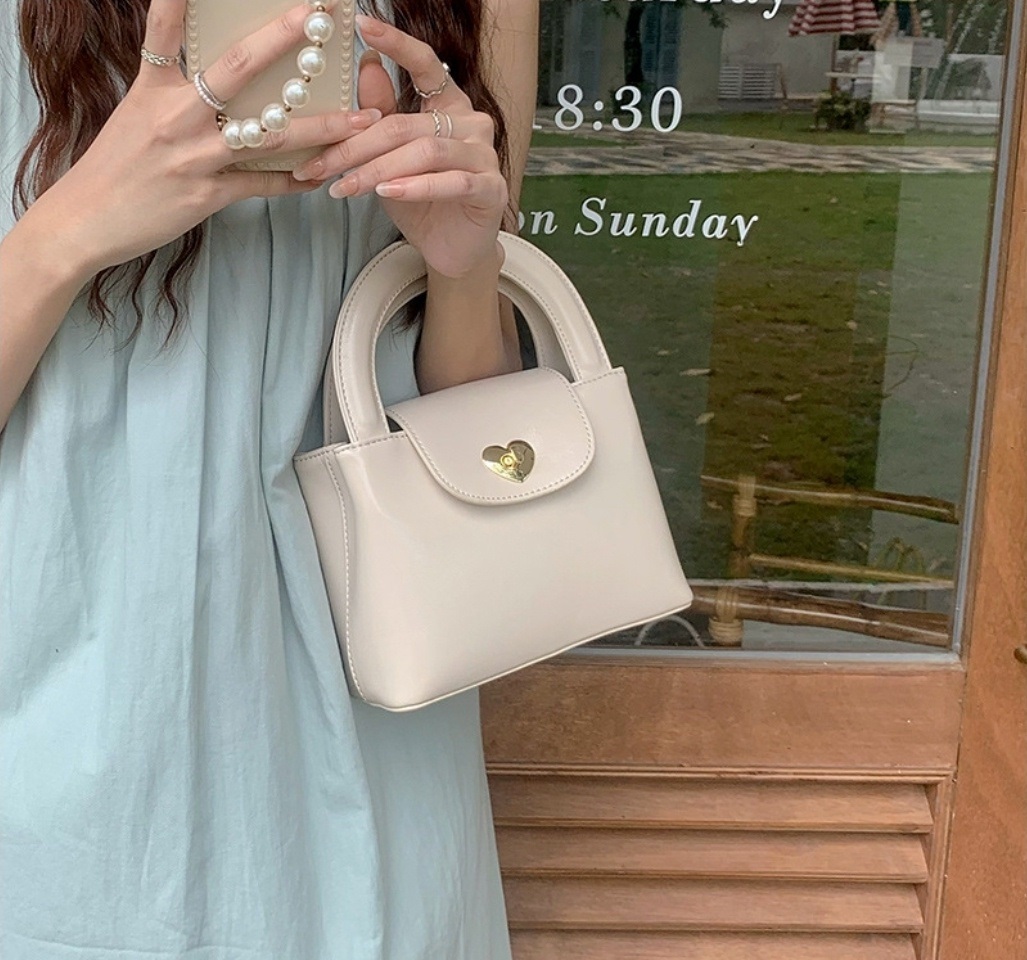 レザー調ハートショルダーバッグトートバッグ2WAY | 詳細画像5