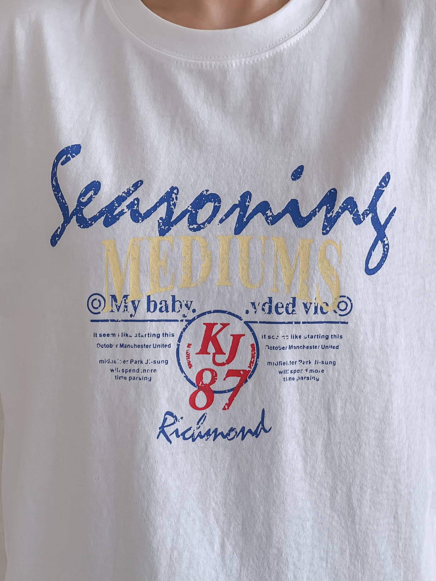 ラウンドネックベーシック半袖ロゴTシャツ | 詳細画像23