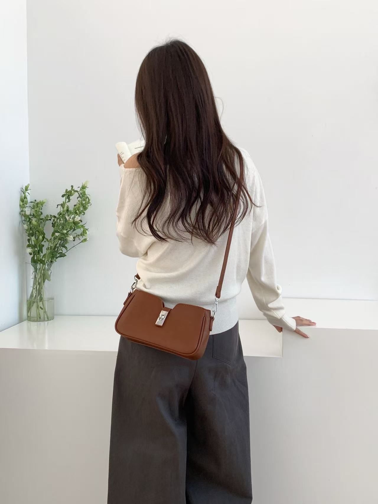 レザー調バックルミニショルダーバッグストラップ付 | 詳細画像6