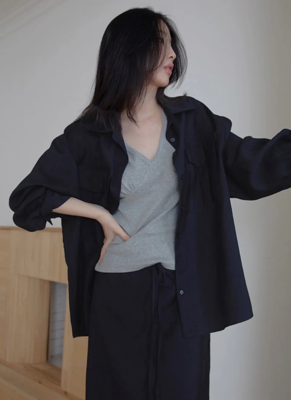 ベルベットベロアナイロンボタンカラーポケットルーズ無地ブラウス春秋 | 詳細画像1