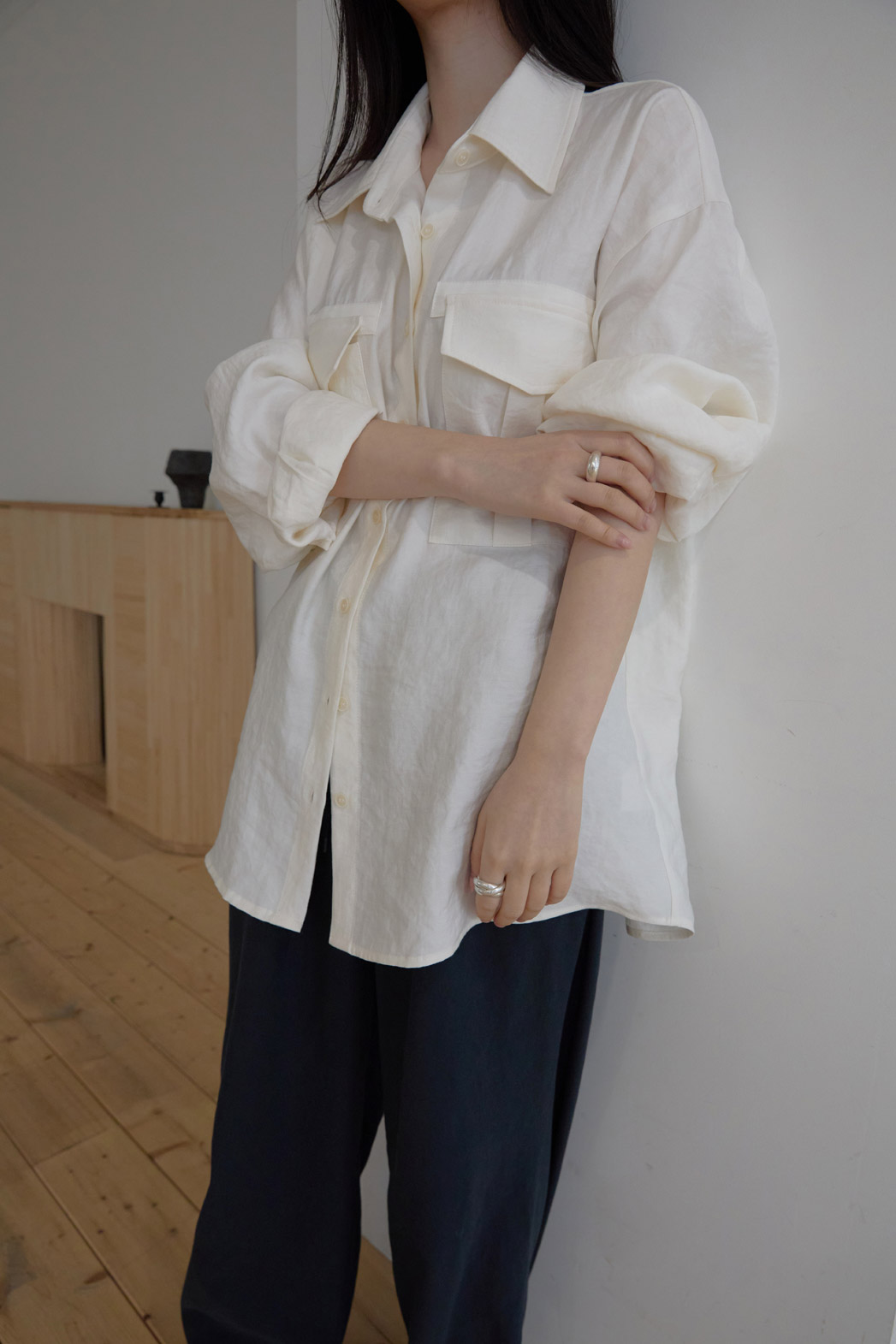 ベルベットベロアナイロンボタンカラーポケットルーズ無地ブラウス春秋 | 詳細画像6