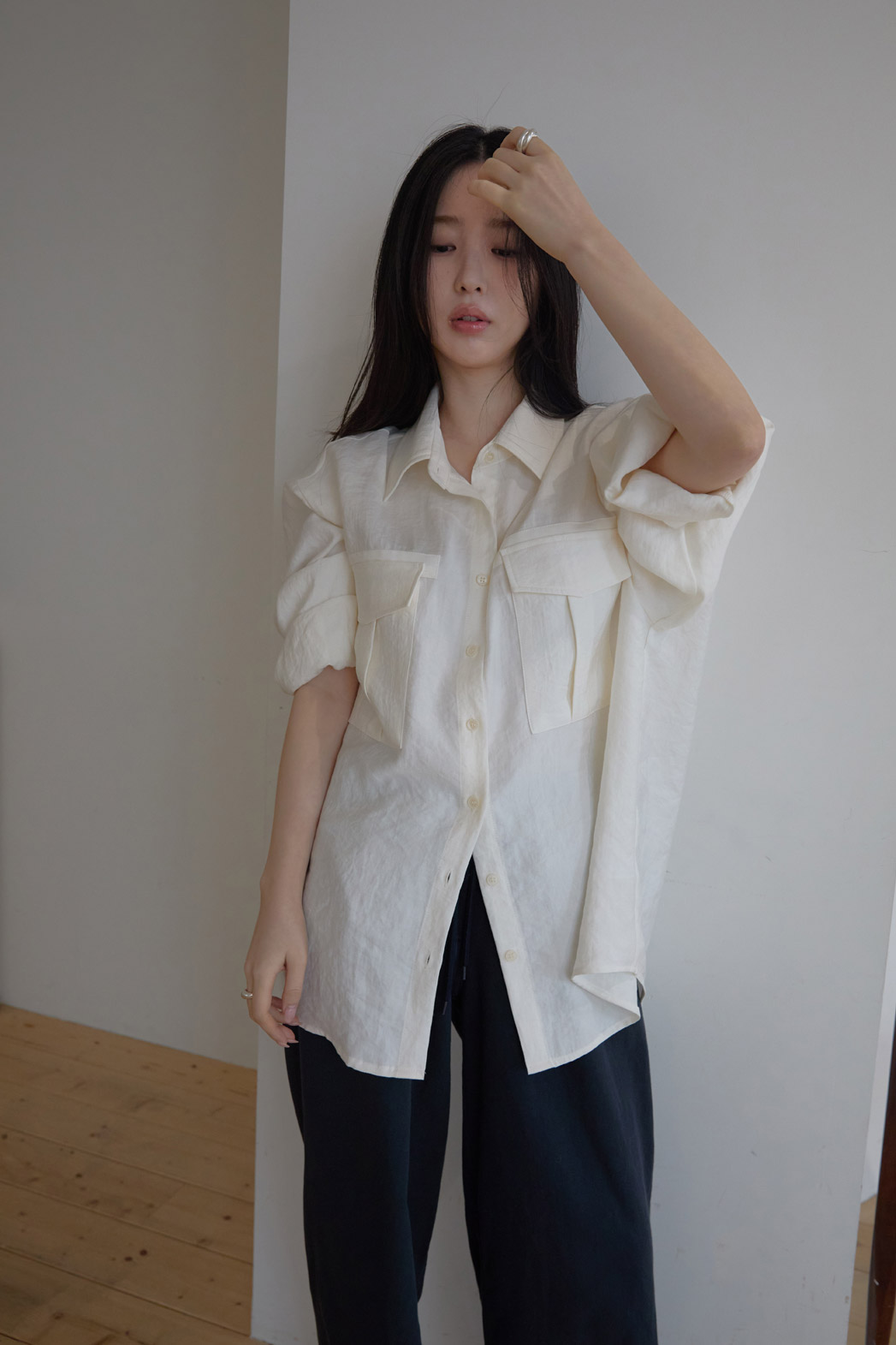 ベルベットベロアナイロンボタンカラーポケットルーズ無地ブラウス春秋 | 詳細画像12