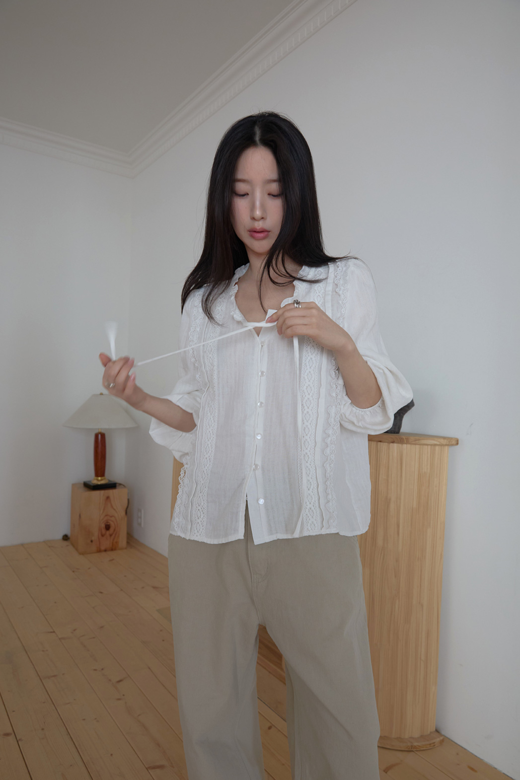 コットンリボン(固定)ラウンドネックフリルピンタックレース無地ブラウス春夏秋 | 詳細画像7