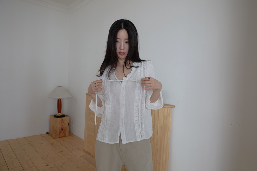 コットンリボン(固定)ラウンドネックフリルピンタックレース無地ブラウス春夏秋 | 詳細画像8