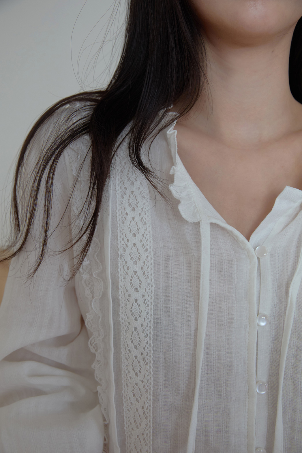 コットンリボン(固定)ラウンドネックフリルピンタックレース無地ブラウス春夏秋 | 詳細画像12