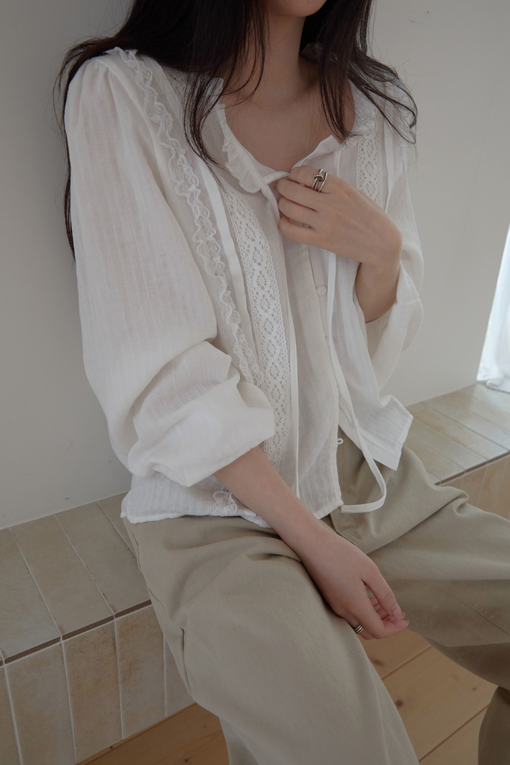 コットンリボン(固定)ラウンドネックフリルピンタックレース無地ブラウス春夏秋 | 詳細画像15