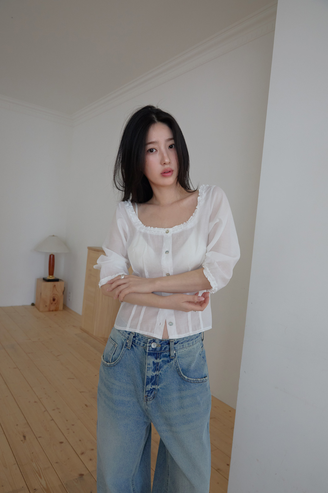 ベルベットベロアボタンスクエアネックラッフルクロップド無地ブラウス春夏秋 | 詳細画像4