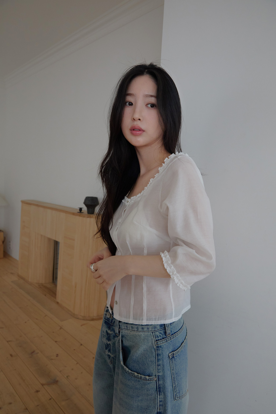 ベルベットベロアボタンスクエアネックラッフルクロップド無地ブラウス春夏秋 | 詳細画像6