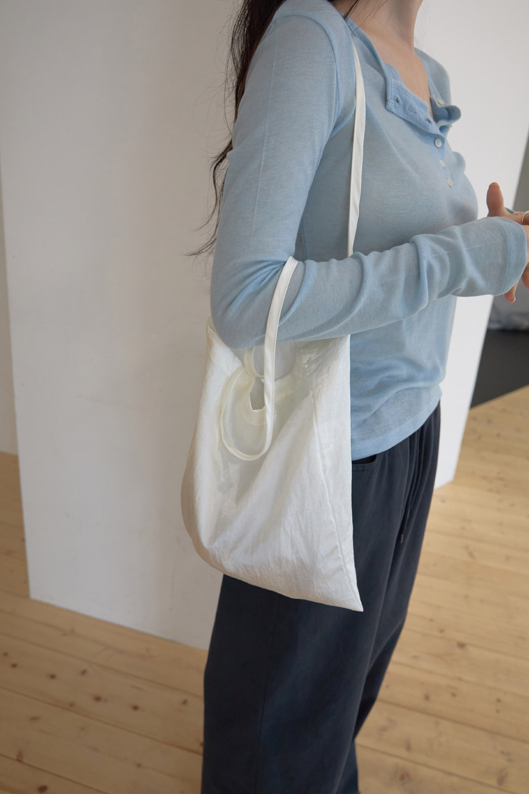 ウール混ボタンラウンドネックスリム無地Tシャツオールシーズン | 詳細画像17