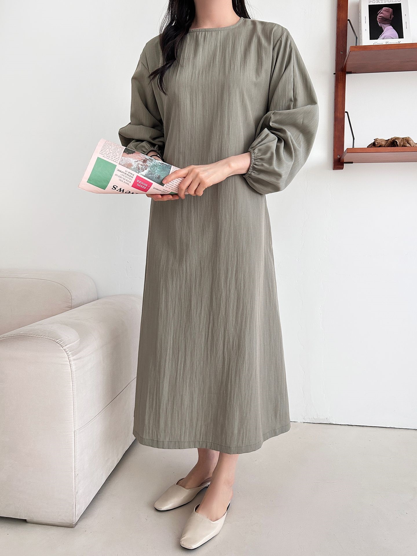 ラウンドネックポケットオーバーサイズロング長袖バックリボン無地ワンピース | 詳細画像4