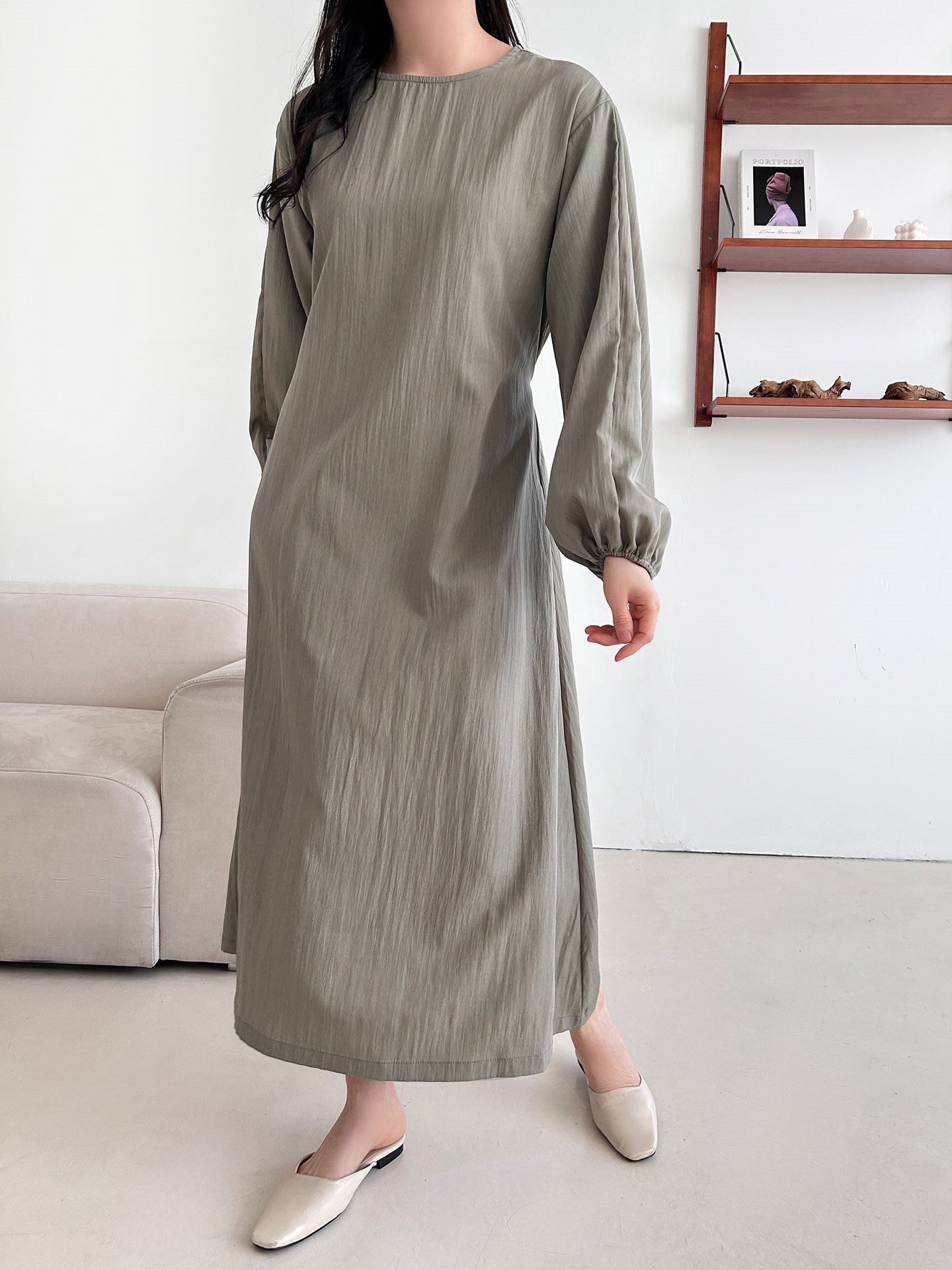 ラウンドネックポケットオーバーサイズロング長袖バックリボン無地ワンピース | 詳細画像7