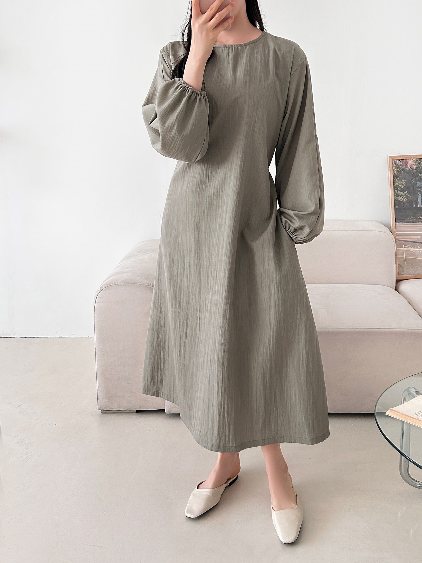 ラウンドネックポケットオーバーサイズロング長袖バックリボン無地ワンピース | 詳細画像12