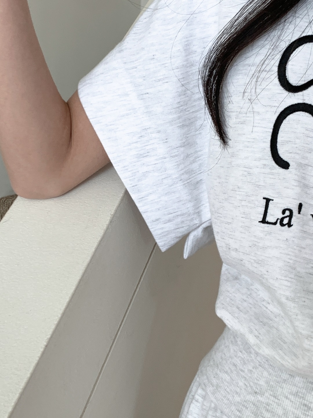 ラウンドネックポケットウエストゴムドルマン半袖ワイドレタリング刺繍セットアップ | 詳細画像11