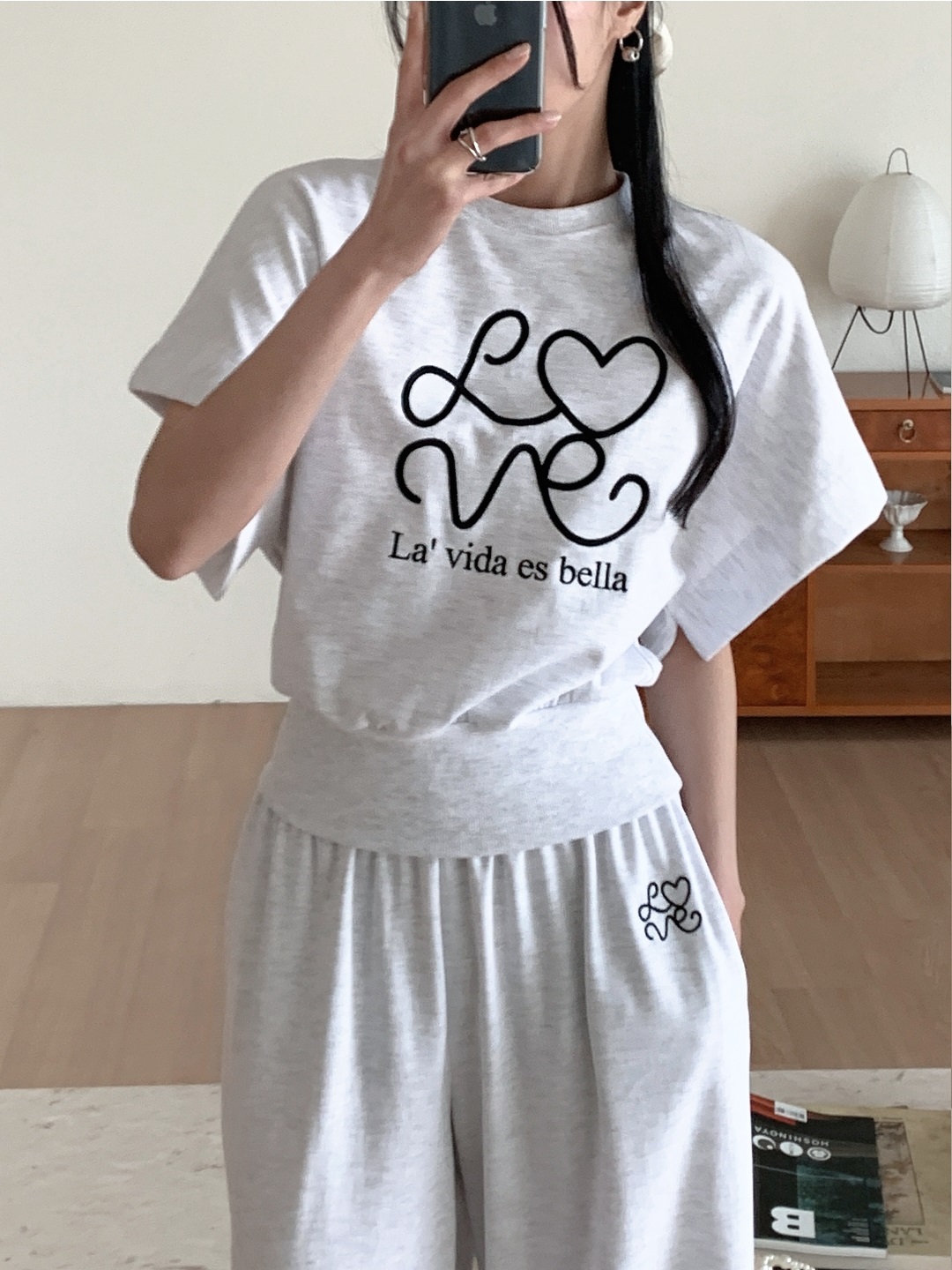 ラウンドネックポケットウエストゴムドルマン半袖ワイドレタリング刺繍セットアップ | 詳細画像16