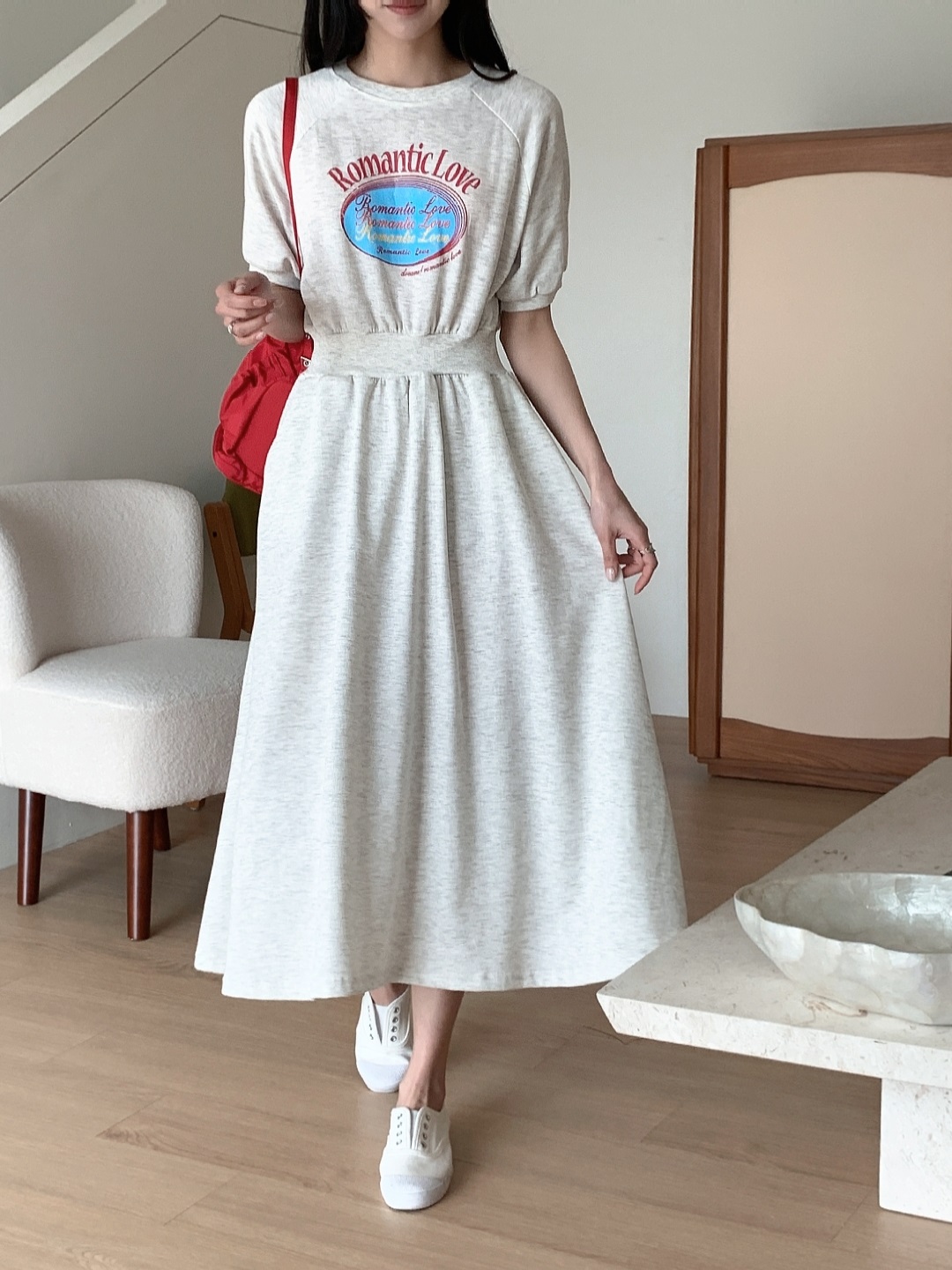 ポケットウエストゴムラグランロング半袖フレアプリントワンピース | 詳細画像2