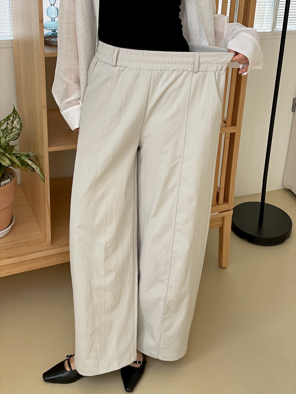 ピンタックポケットウエストゴムオーバーサイズパンツ | 詳細画像2