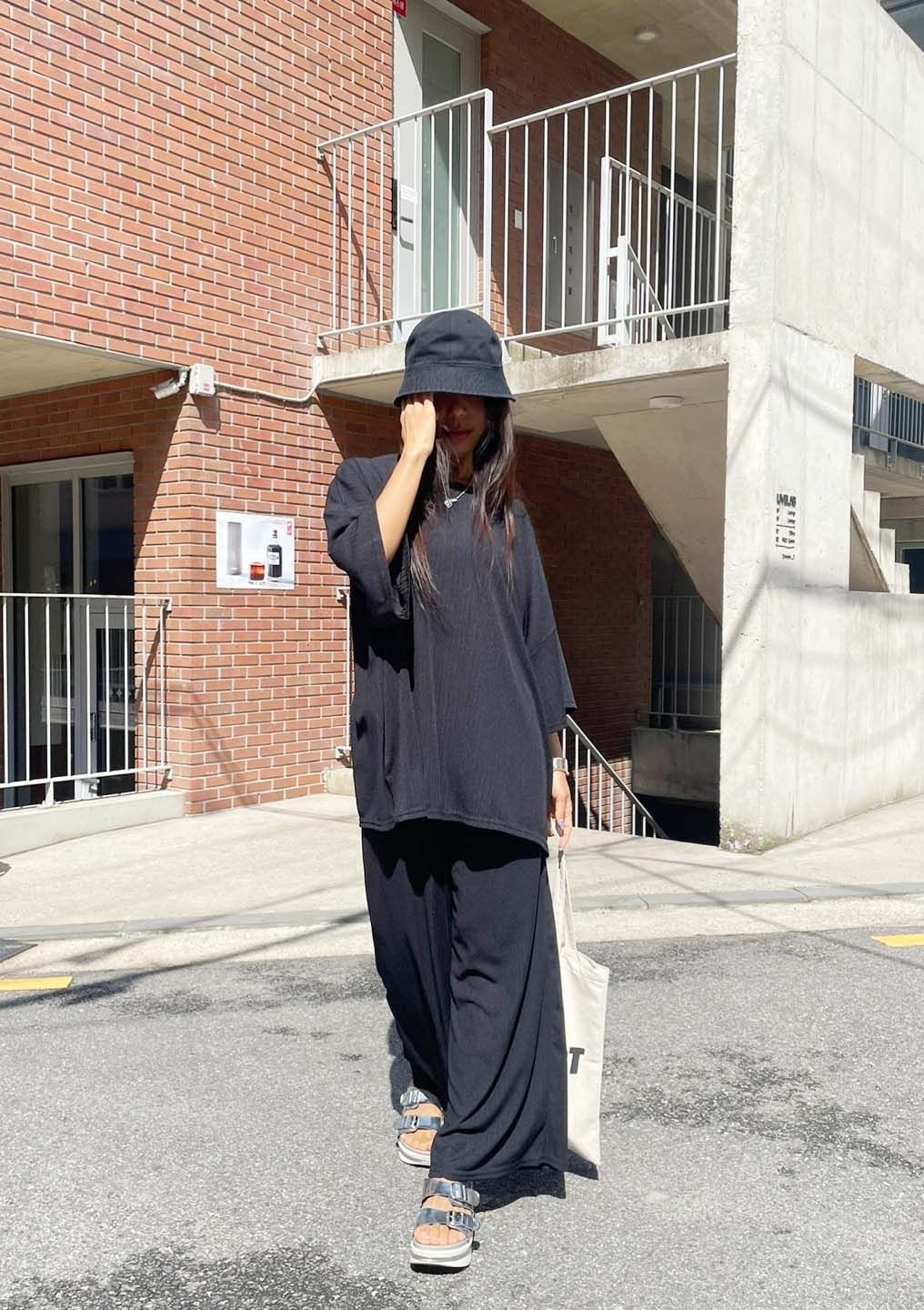 ラウンドネックスリットポケットウエストゴムオーバーサイズ半袖無地セットアップ | 詳細画像8