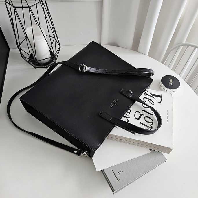 レザー調ビッグショルダーバッグストラップ付 | 詳細画像10