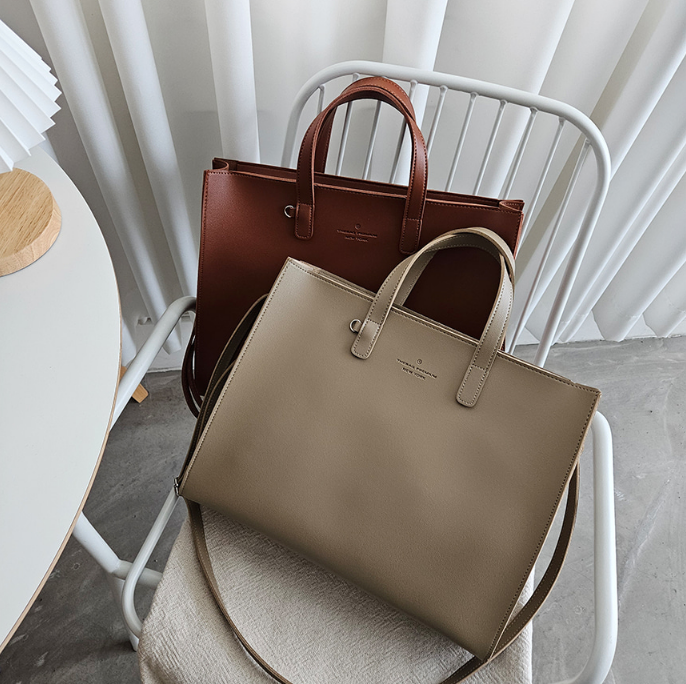 レザー調ビッグショルダーバッグストラップ付 | 詳細画像21