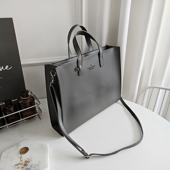 レザー調ビッグショルダーバッグストラップ付 | 詳細画像29