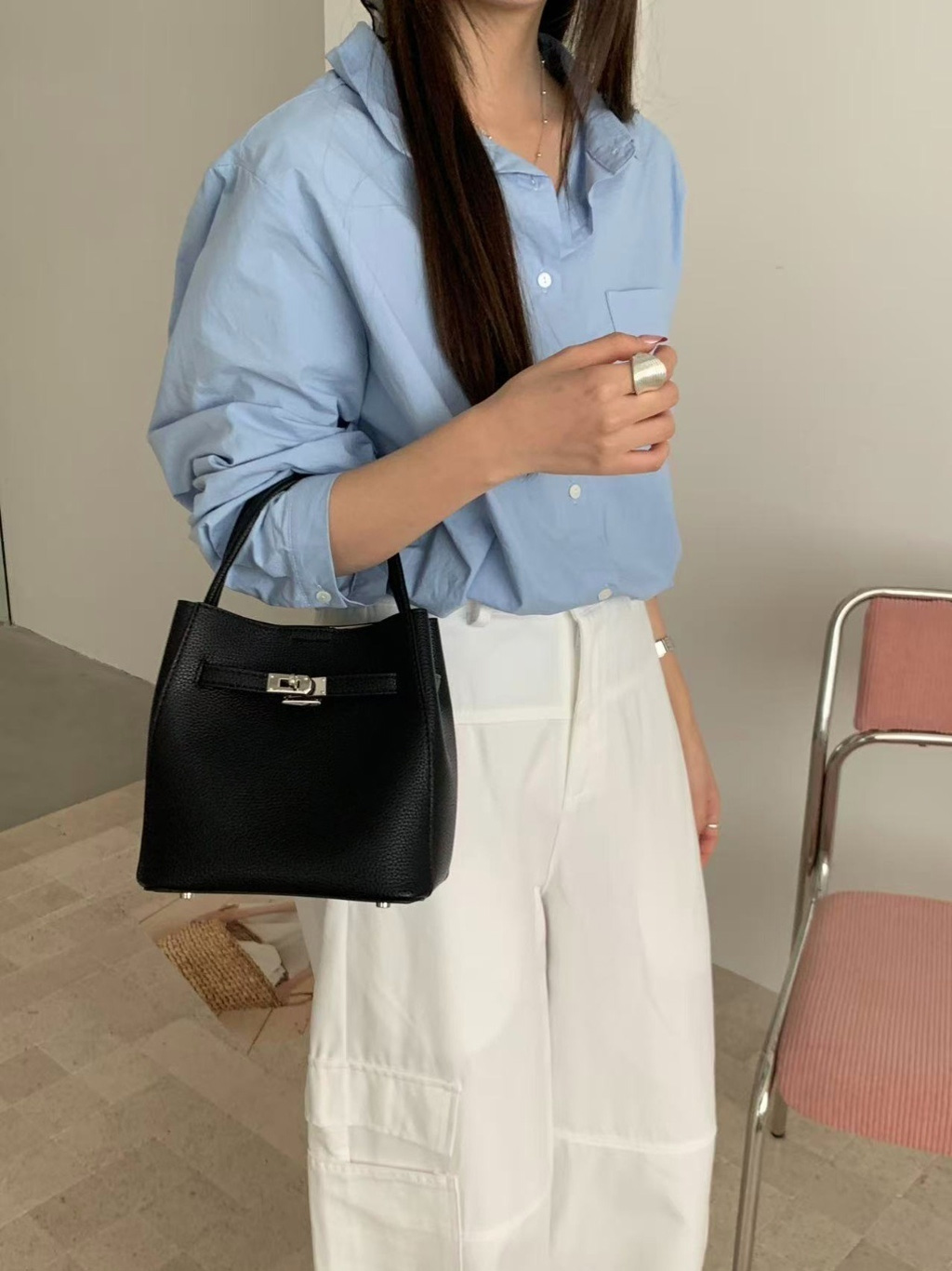 レザー調ショルダーバッグポーチ付 | 詳細画像7