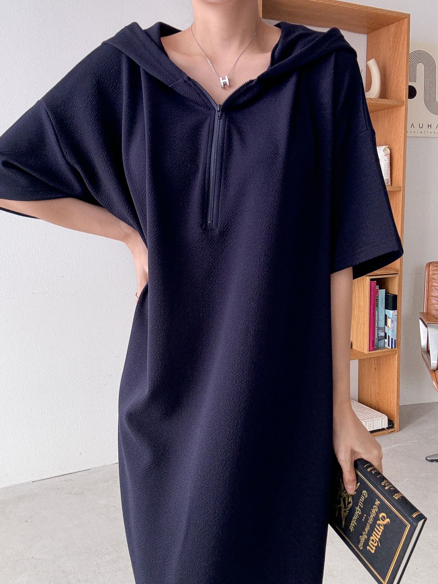 ジップアップフードロング長袖ワンピース | 詳細画像6