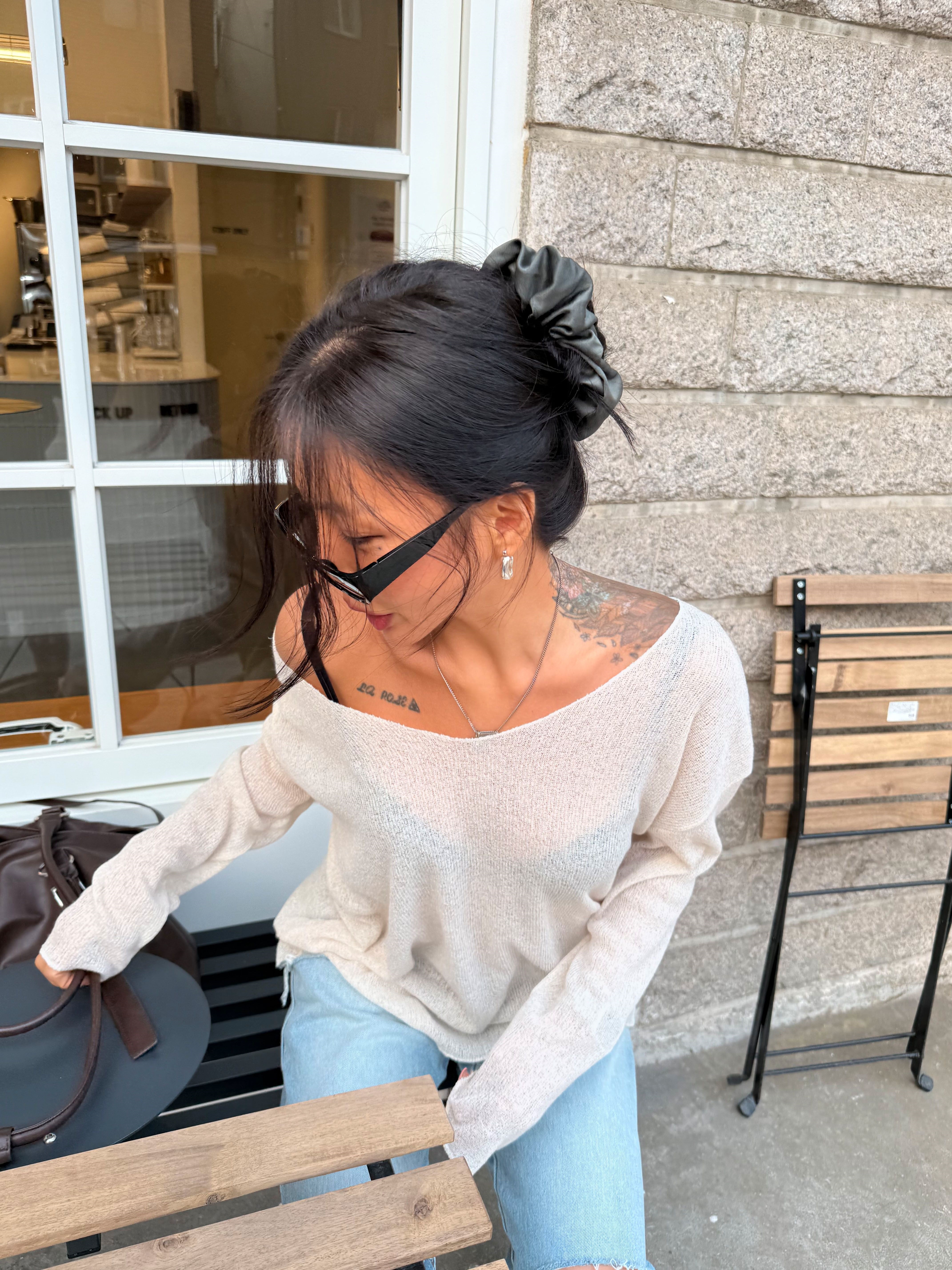 Uネックベーシックルーズ長袖ニット | 詳細画像18